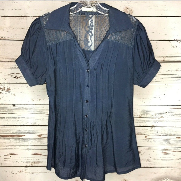 mine Tops - 🌸3 for $25 Mine blue lace blouse size Large